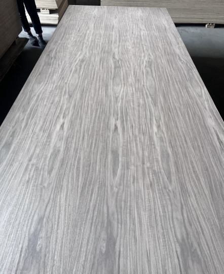 Plywood phủ Veneer Óc Chó